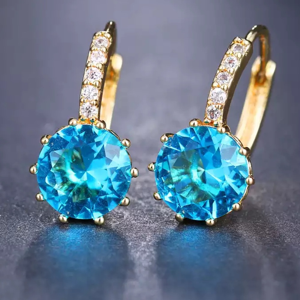 New Women’s Round Cut Aquamarine Earrings